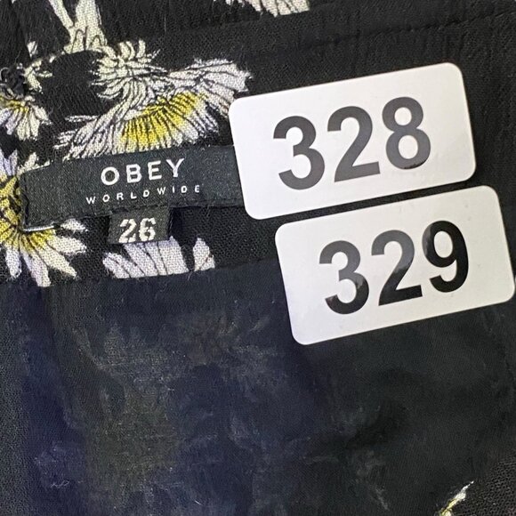 Obey Daisy Print Skirt - Picture 2 of 12